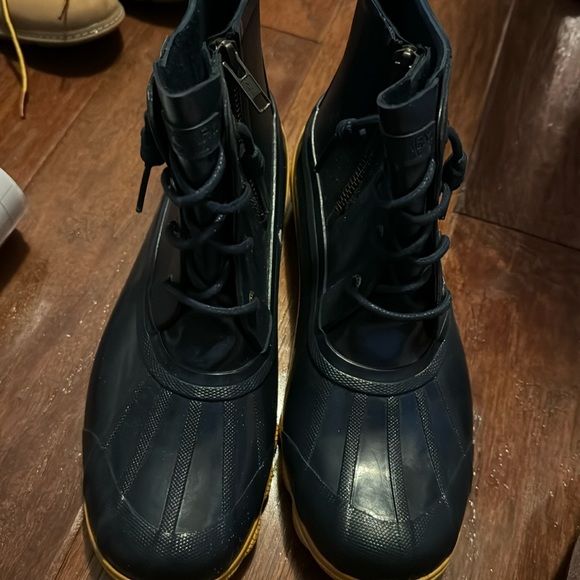 Sperry rain boots - Picture 1 of 4